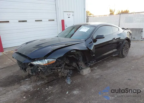 2021 Ford Mustang Gt Premium Fastback z USA, uszkodzony, nr VIN 1FA6P8CF9M5157576